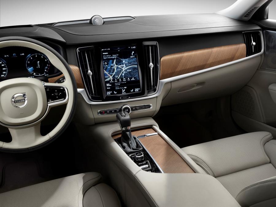  Volvo V90 T6 Inscription 2016 года  (фото 36 из 49)